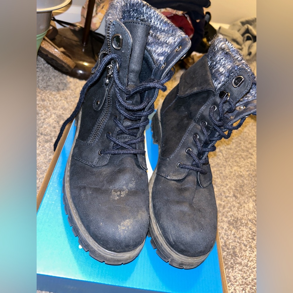 Cliff boots